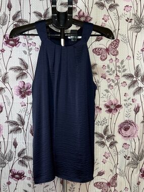 Violet + Claire Navy Sleeveless Blouse L Satin Flowy Top Minimal Elegant